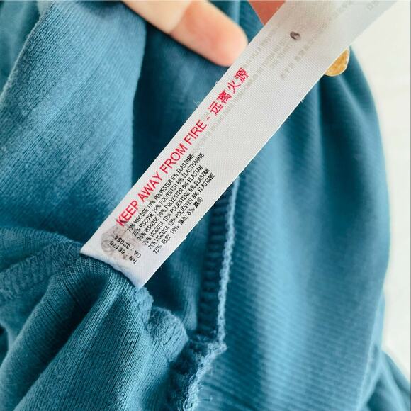 Saturday Sunday Shawna Hacci Velour Dolman Sleeve Sweater Blue Viscose Ribbed M - Picture 9 of 12